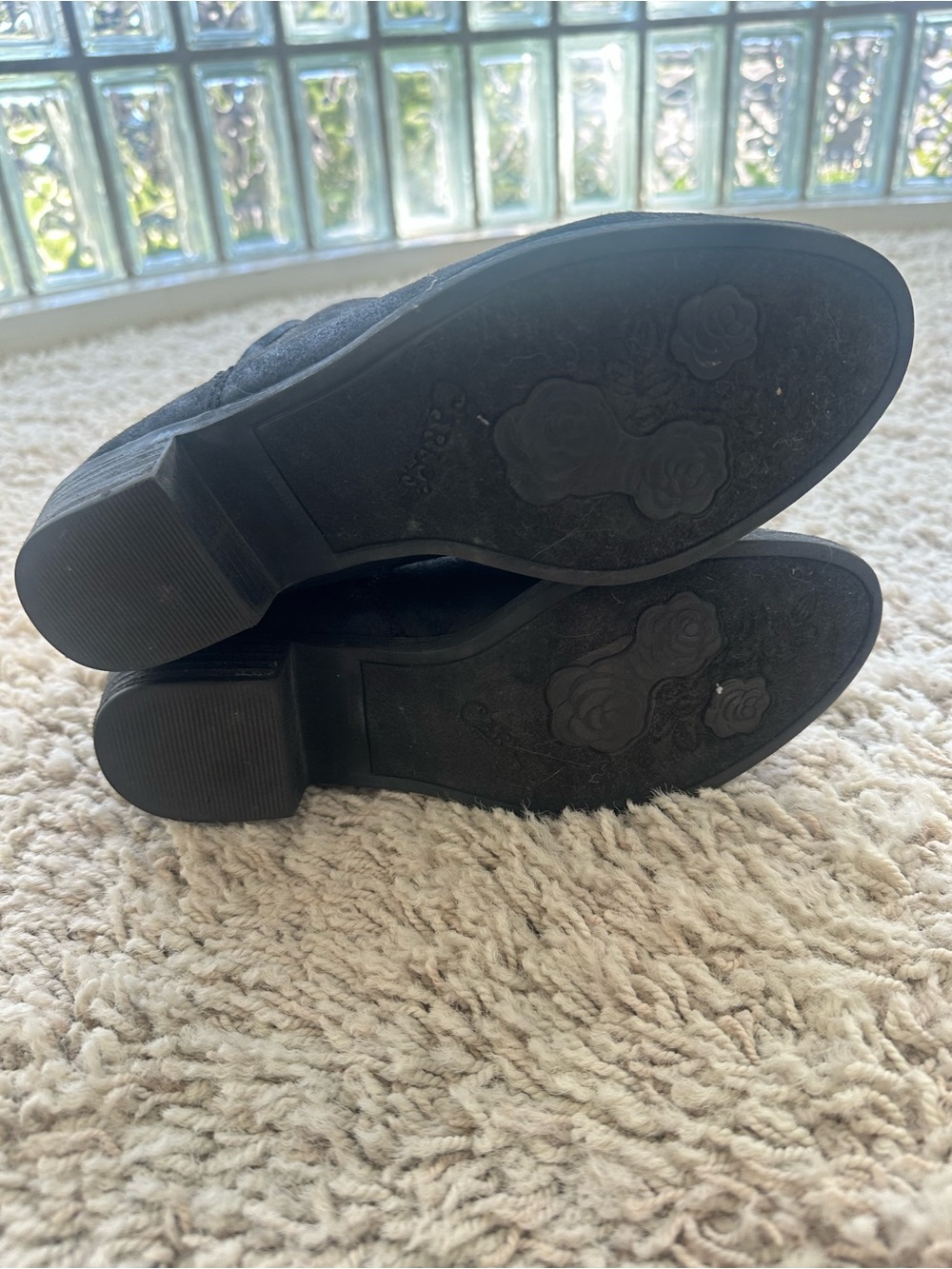 Carlos Santana Black Suede Ankle Booties with Side Zip - Picture 6 of 6